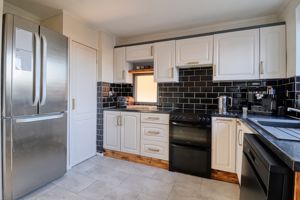 Kitchen- click for photo gallery